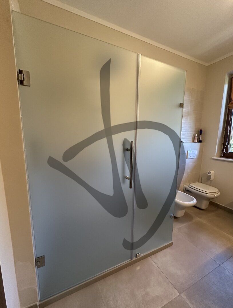 Cabine de douche d'angle satinée sur mesure  - Angulaire