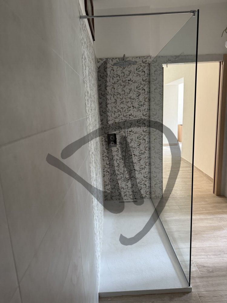 Verre de douche transparent fixe avec barre stabilisatrice - Fixe