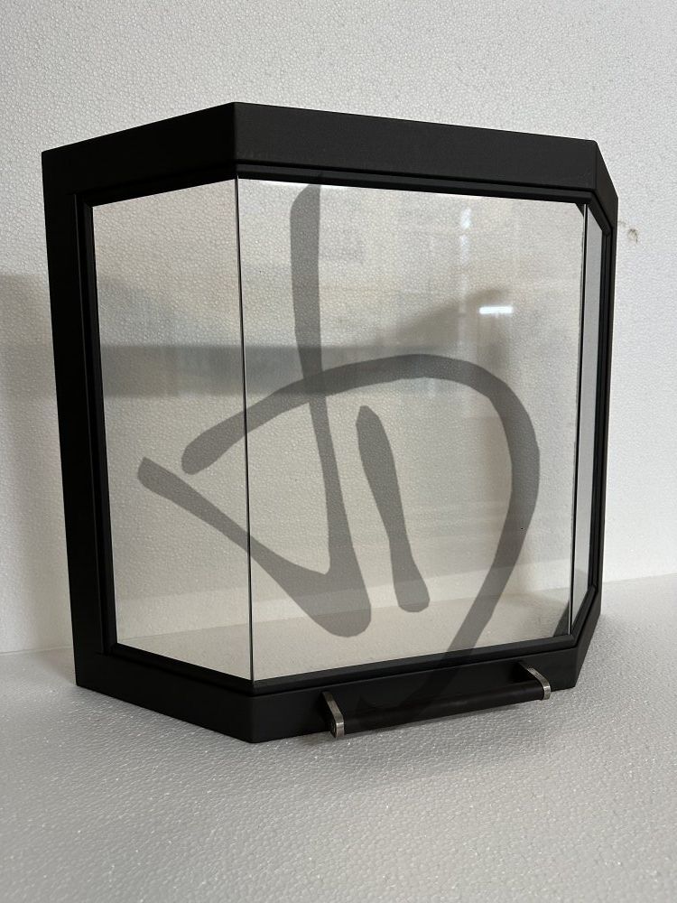 Verre céramique sur mesure pour cheminées prismatiques  - Verre pour cheminée – Verre céramique