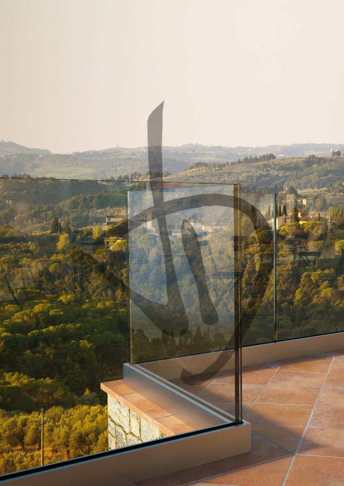 Garde-corps d'angle en verre transparent pour usage extérieur - Garde-corps en verre