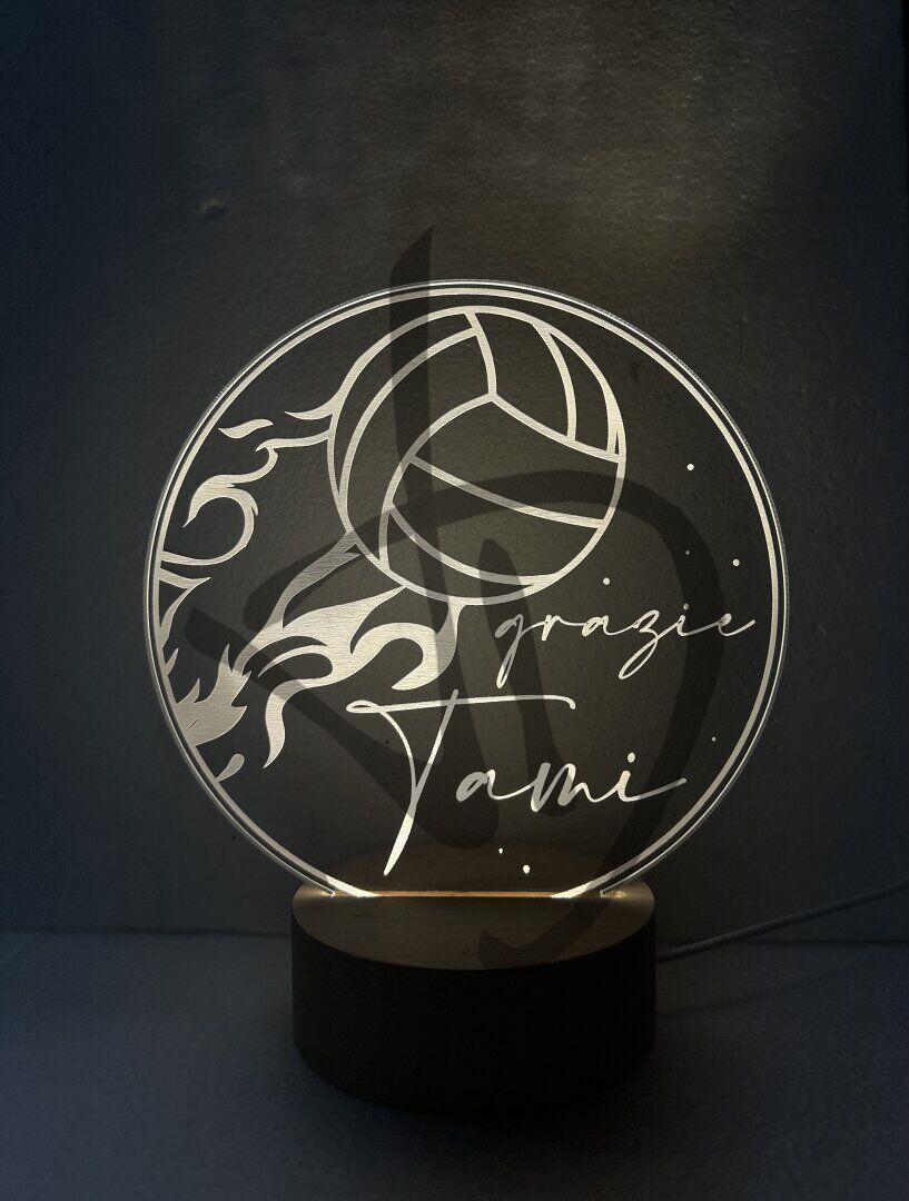 Lampes en acrylique plexiglas décorées de graphismes de volley-ball avec socle en bois - Lampes en plexiglas acrylique décoré avec socle en bois personnalisé