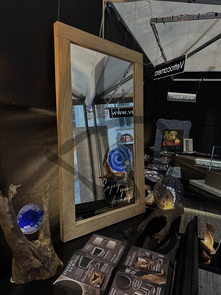 miroir avec cadre en bois et dédicace gravée - En bois