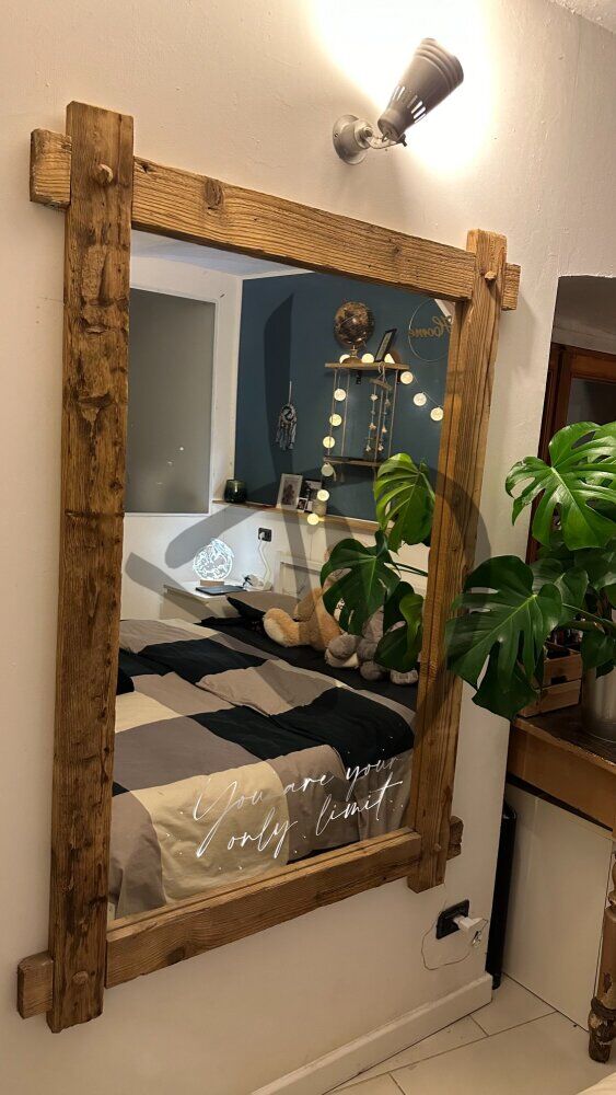 miroir avec cadre en bois et dédicace gravée enluminée - En bois