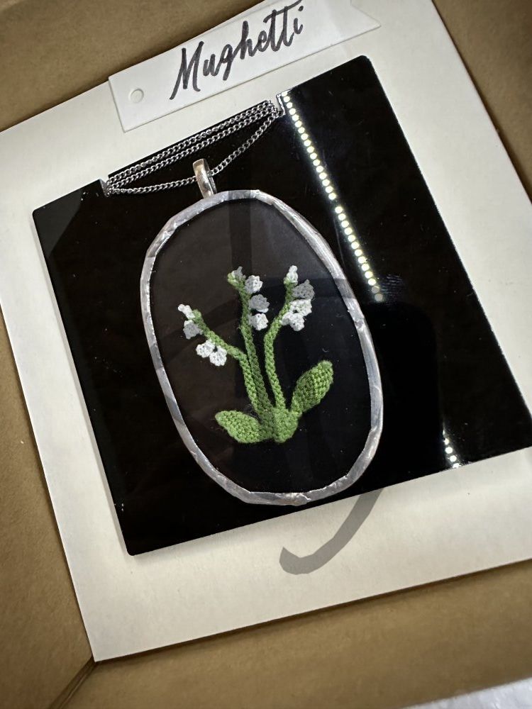Pendentifs en verre avec fleurs et inserts de poinçons valsésiens faits à la main - 3 - 9 - Pendentifs en verre et poinçon